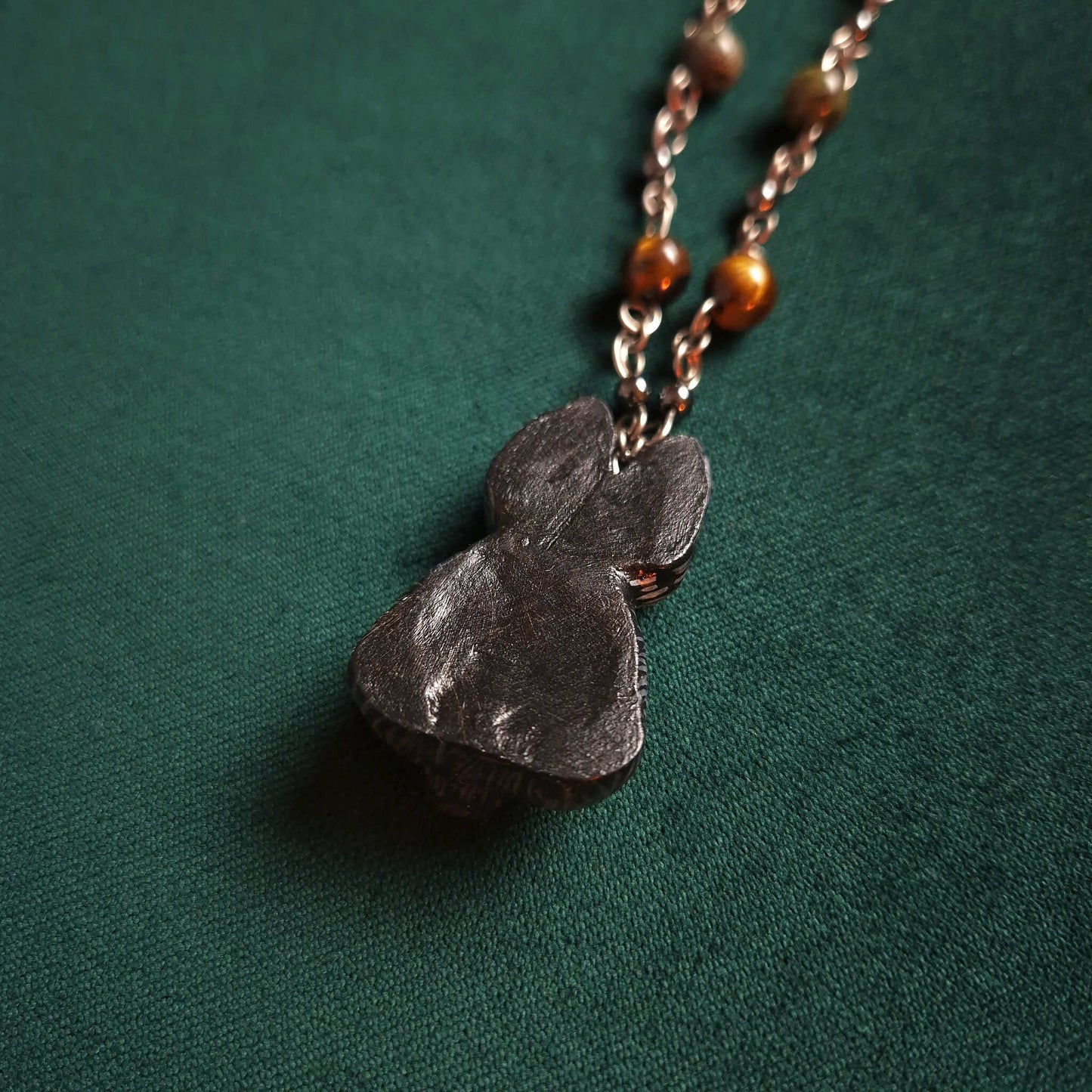 Leveret Necklace (First run)